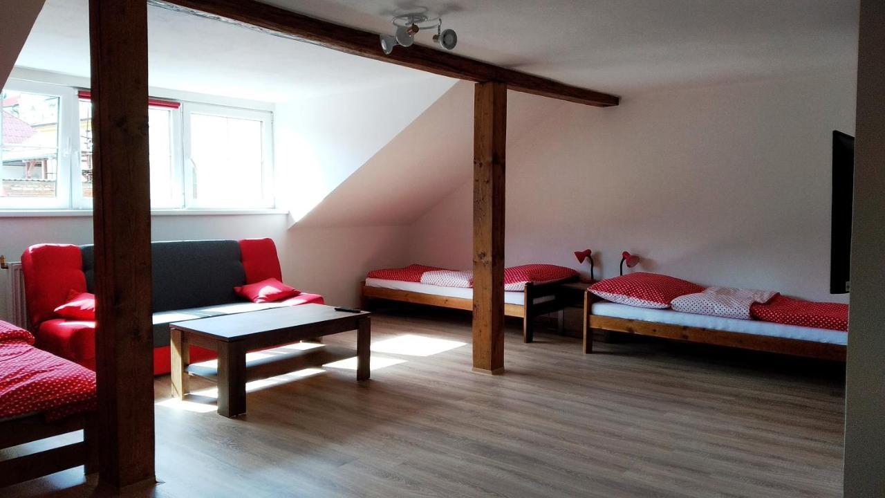 Apartmany Kukacci Hnizdo Benesov nad Ploucnici Екстер'єр фото